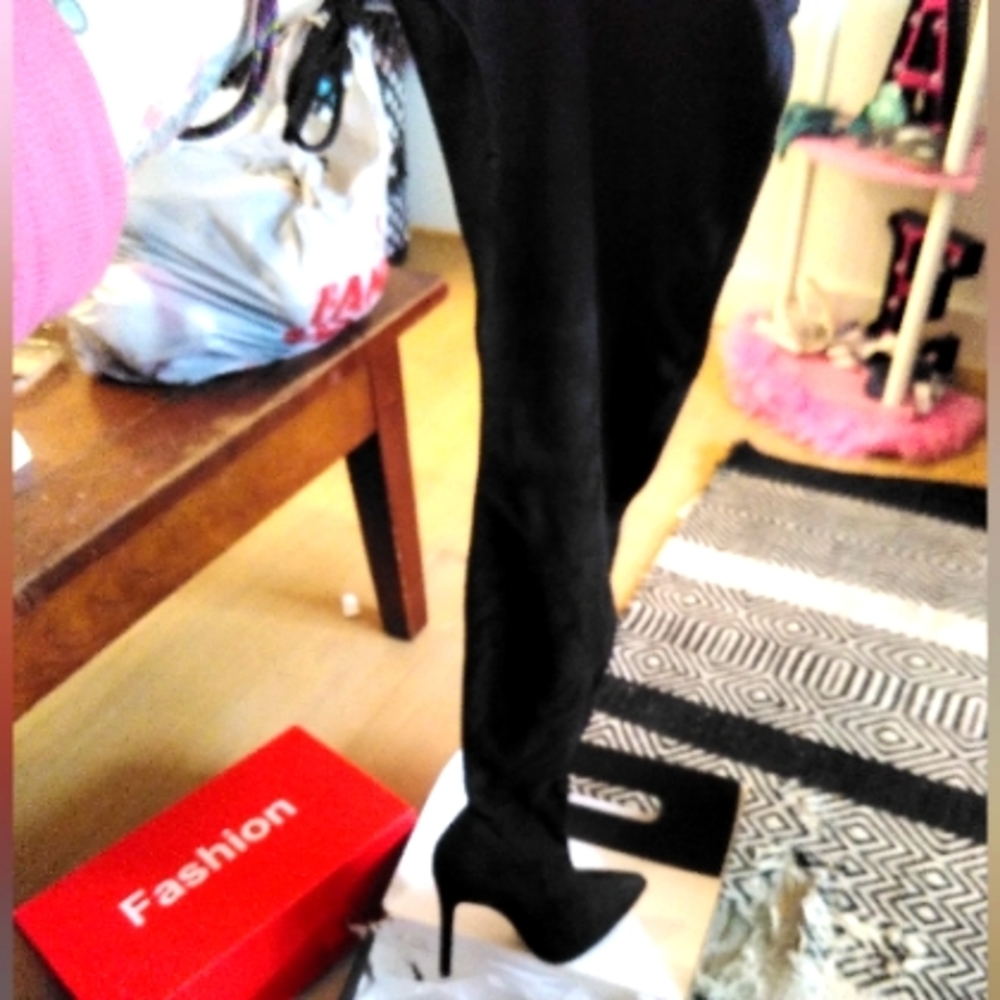 Women's thigh high heeled boots